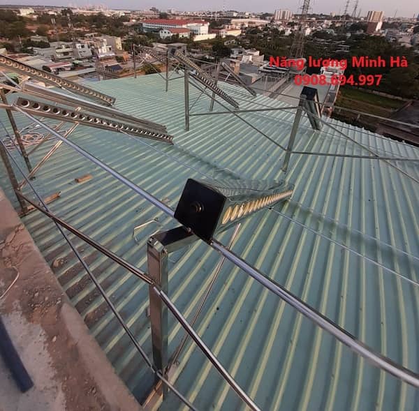 Máy nước nóng năng lượng mặt trời 3000L 1 Máy nước nóng năng lượng mặt trời 3000L 1