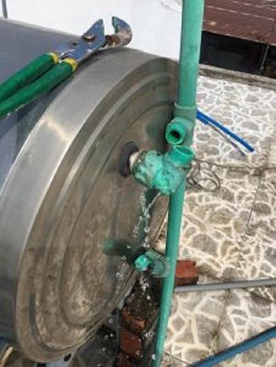 Sửa Máy Năng Lượng Mặt Trời