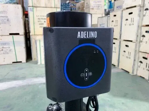 Bơm tăng áp biến tần trục đứng đa tầng cánh Adelino 1500W 