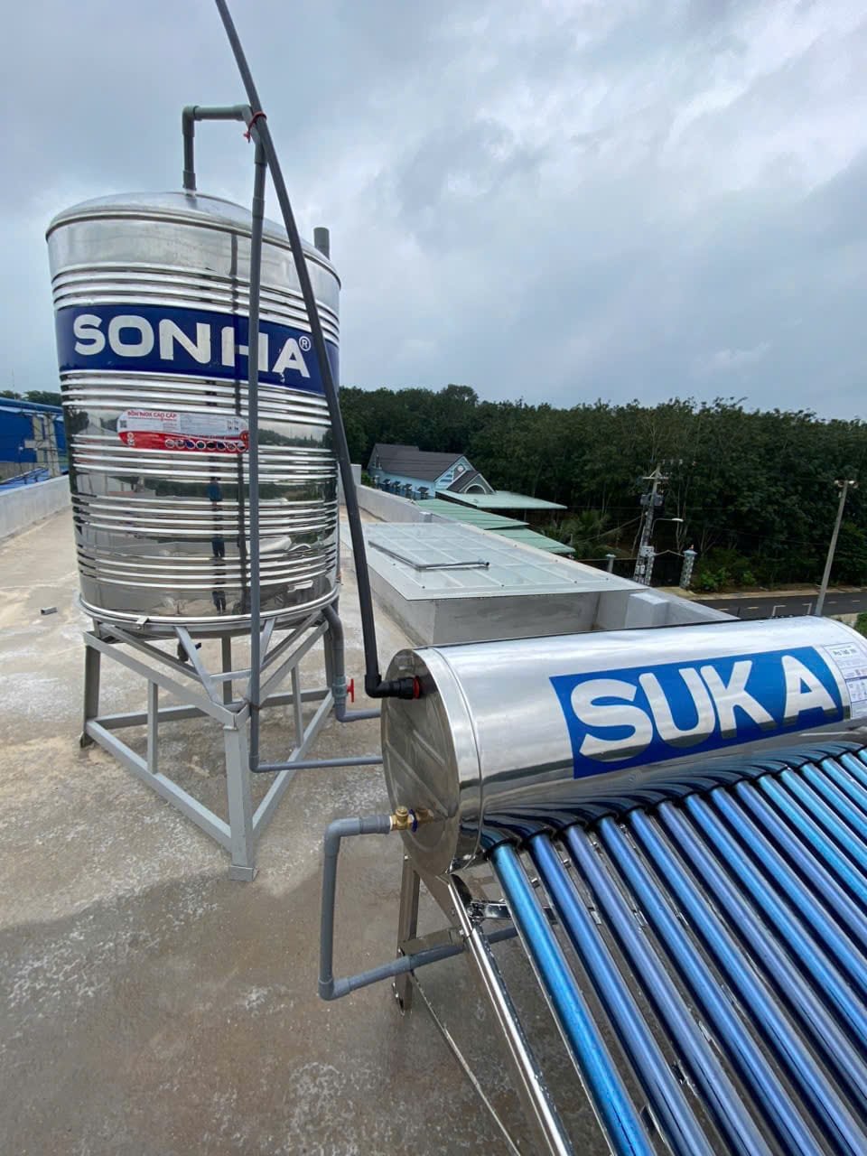 Máy nước nóng năng lượng mặt trời SUKA