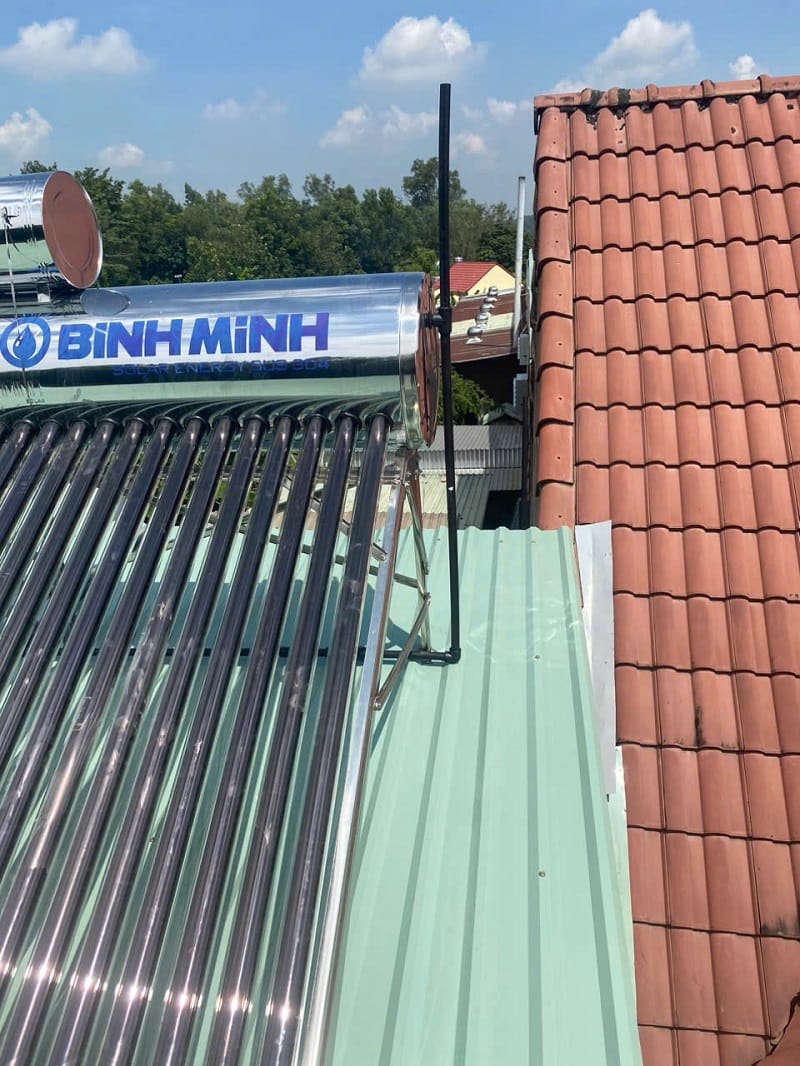Máy Nước Nóng Năng Lượng Mặt Trời Bình Minh – Giải Pháp Tiết Kiệm, Bền Bỉ & An Toàn Cho Mọi Gia Đình Máy nước nóng năng lượng mặt trời Bình Minh