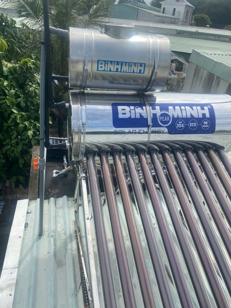 Máy Nước Nóng Năng Lượng Mặt Trời Bình Minh – Giải Pháp Tiết Kiệm, Bền Bỉ & An Toàn Cho Mọi Gia Đình Máy nước nóng năng lượng mặt trời Bình Minh